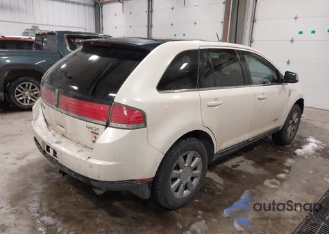 2008 Lincoln Mkx z USA, uszkodzony, nr VIN 2LMDU88CX8BJ03360